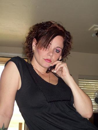 Jennifer Goff Photo 22