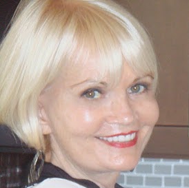 Suzanne Carter Photo 29