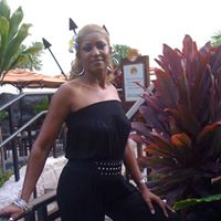 Alicia Pickett Photo 11