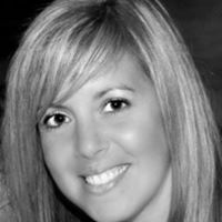 Jennifer Savage Photo 9