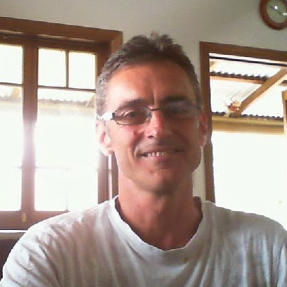 Stephen Coates Photo 34