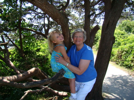 Donna Anderson Photo 33