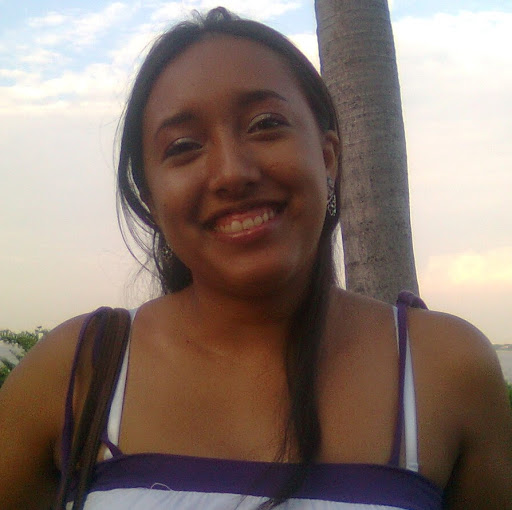Elizabeth Macias Photo 2
