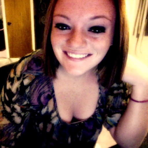 Sarah Fowler Photo 17