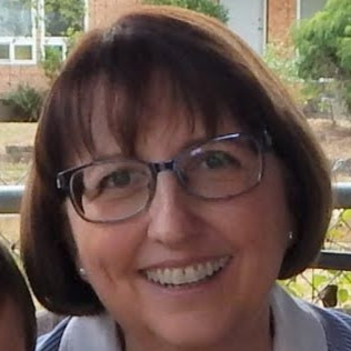 Vickie Wright Photo 25