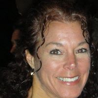 Suzanne Cushing Photo 21