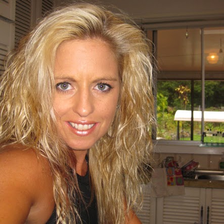 Kelly Vickers Photo 21