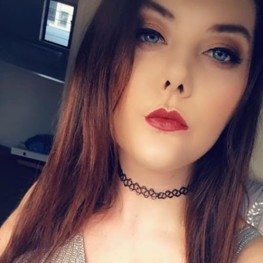Christina Lynn Photo 37