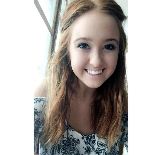 Sarah Clemons Photo 37