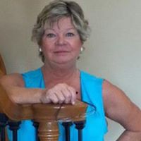 Carolyn Howard Photo 22