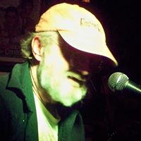 Stephen Holmes Photo 14