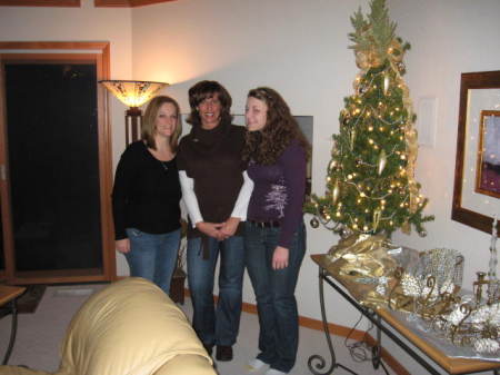 Lori Lynch Photo 39
