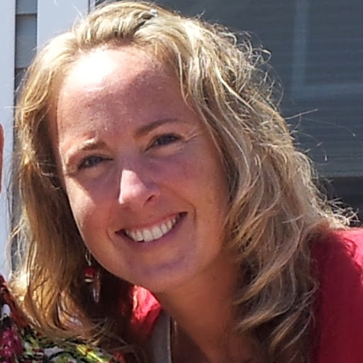 Amy Andersen Photo 10