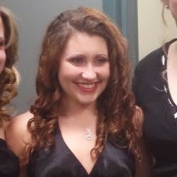 Kayla White Photo 12