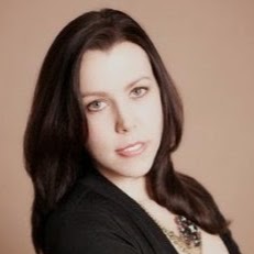 Stephanie Yeager Photo 22