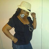 Michelle Spence Photo 12