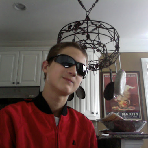 Lucas Bell Photo 34