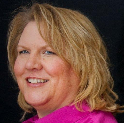 Julie Thompson Photo 27