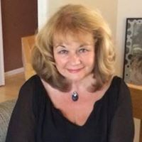 Linda Brennan Photo 15