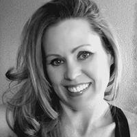 Rebecca Sheehan Photo 10