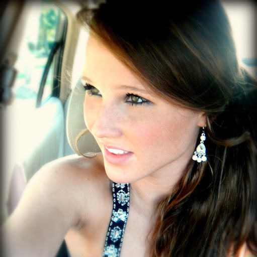 Kristen Kirk Photo 32