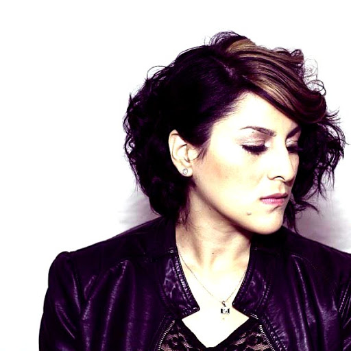 Danielle Martin Photo 8