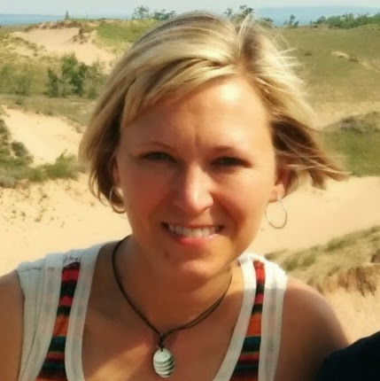 Jodi Lewis Photo 33