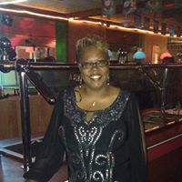Debbie Battle Photo 11