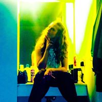 Tiffany Lyons Photo 27