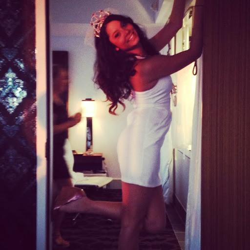Christina Mathews Photo 30
