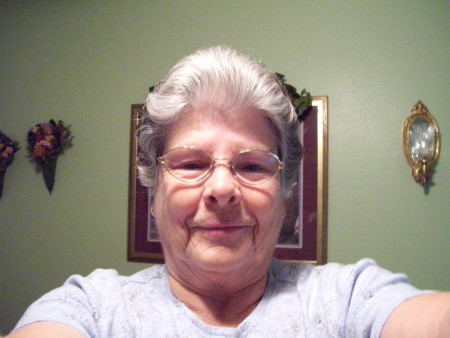 Eleanor Moore Photo 6