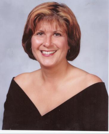 Amy Gilbert Photo 36