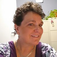 Marianne Reynolds Photo 15