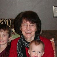 Maxine Webb Photo 23