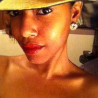 Tiffany Randolph Photo 37