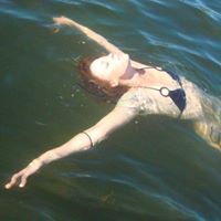 Abigail Richardson Photo 6