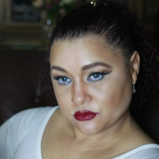 Elizabeth Rivas Photo 39