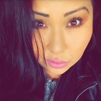 Julia Arevalo Photo 10