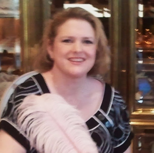 Julie Gau Photo 17