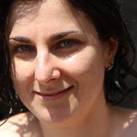 Laurie Berg Photo 43
