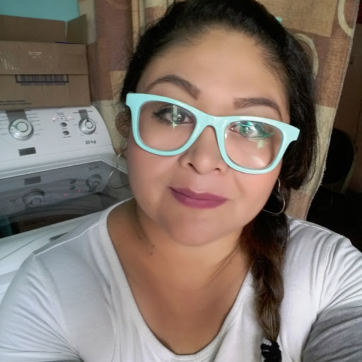 Nancy Juarez Photo 32