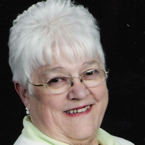 Janell Anderson Photo 36