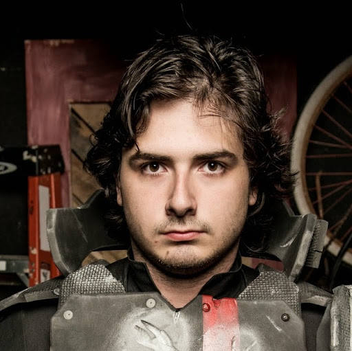 Hunter Jones Photo 1