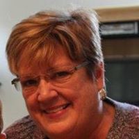 Ellen Dolan Photo 33