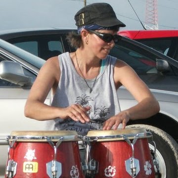 Vicki Fernandez Photo 34