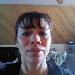 Debbie Sutherland Photo 28