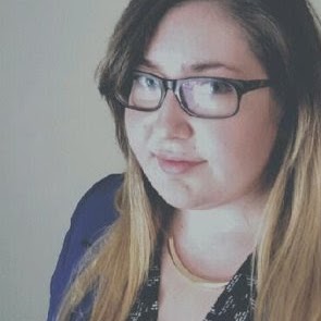 Elizabeth Nelson Photo 32