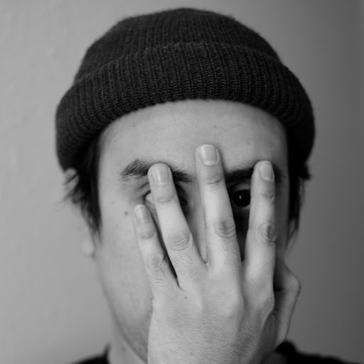 Vincent Gonzalez Photo 35