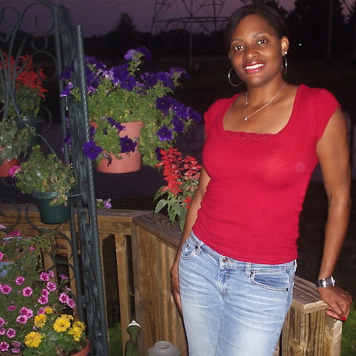 Theresa Sutton Photo 36