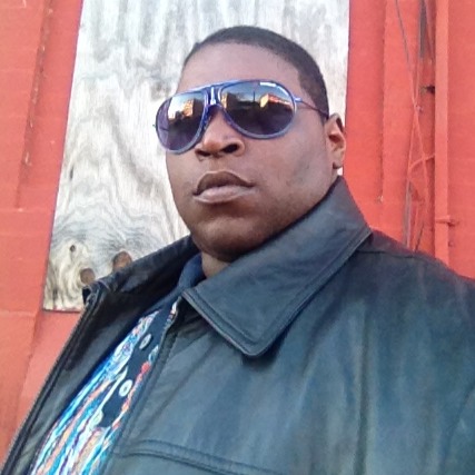 Derrick Holloway Photo 10